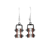 Sk2006E Mini Two Tone Black Candy Red With Crystal Centers Bike Chain Earrings Stainless Steel
