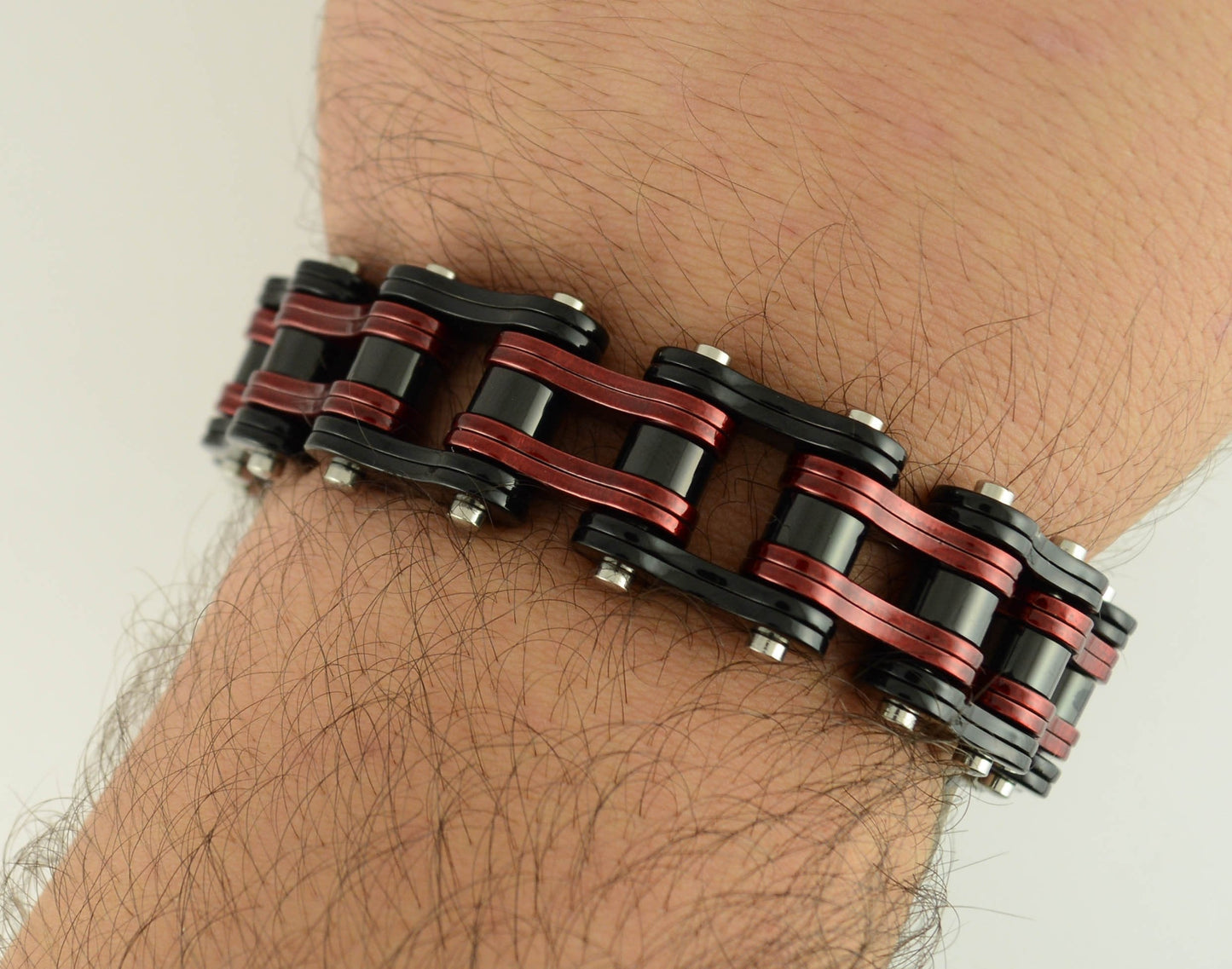 Sk1819 Two Tone Black Candy Red 3/4’ Wide Double Link Design Unisex Stainless Steel Motorcycle