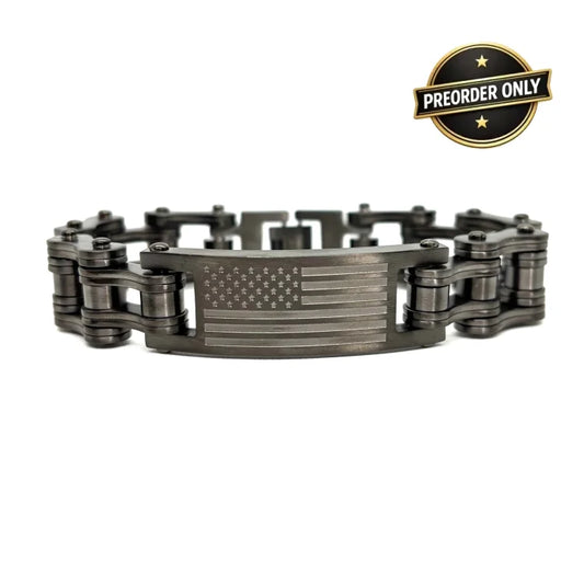 SK1843F Mens Flag Badge Gunmetal 3/4’’ Bracelet Bracelet