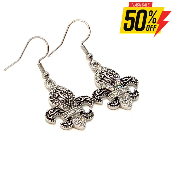 Sk2278E Fleur De Lis Mini 3/8’’ Wide Stainless Steel Crystal Earrings