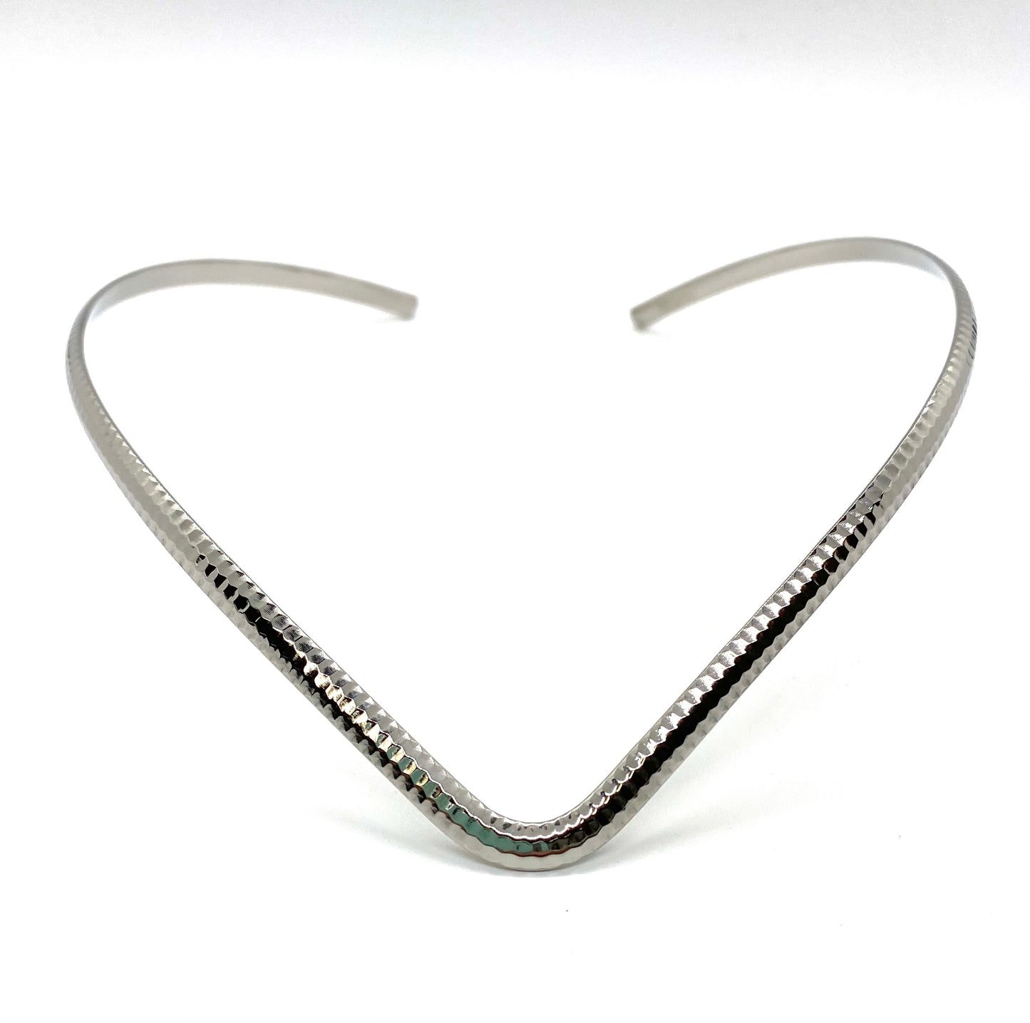 SK2410 Ladies Neck Cuff in Ribbed 316L Stainless Steel